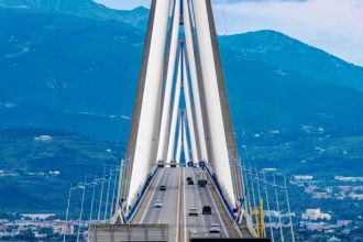 Οδηγούσε μεθυσμένος στη Γέφυρα Ρίου - Αντιρρίου και τράκαρε