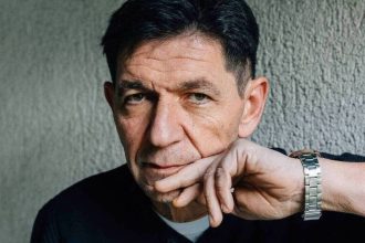 Γεράσιμος Σκιαδαρέσης: Το επίθετό μου έχει κάνει κακό στις κόρες μου