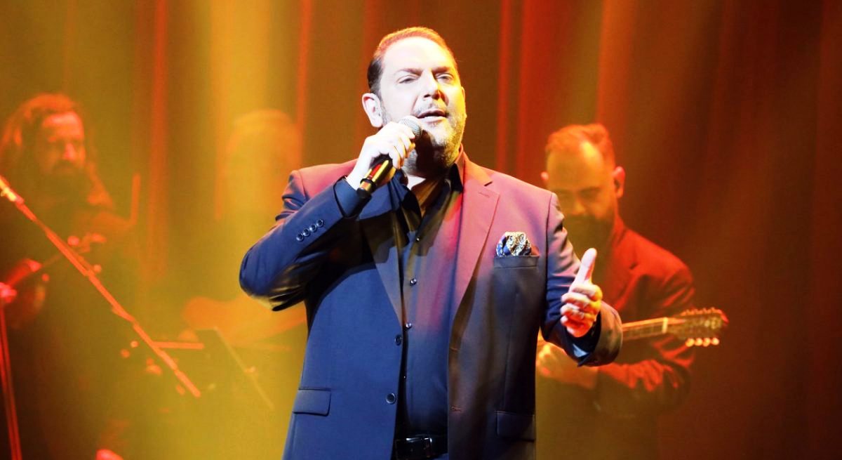 Στέλιος Διονυσίου: «Η μαμά μου ήξερε για τους έρωτες του πατέρα μου»