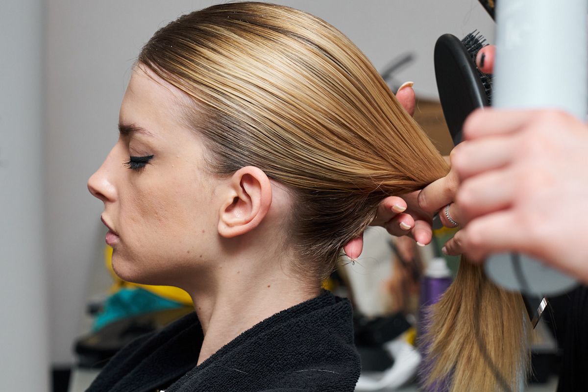5 tips που πρέπει να γνωρίζεις αν πιάνεις τα μαλλιά σου κοτσίδα