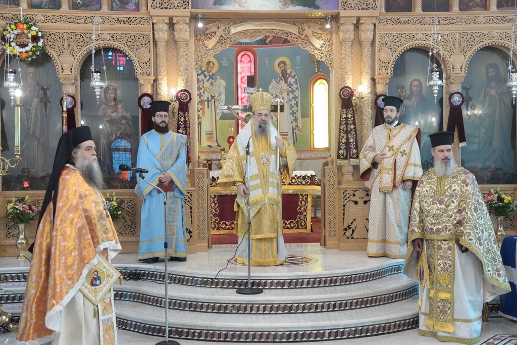 Πάτρα: Μνημόσυνο του Θεοδώρου Κολοκοτρώνη και δέηση για να σταματήσουν οι σεισμοί στη Σαντορίνη