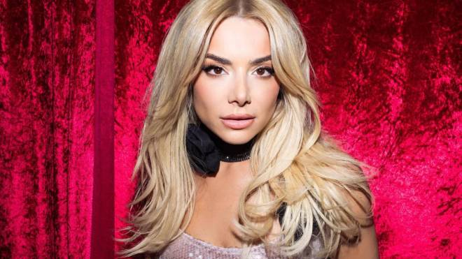 Ζόζεφιν: Αντιδράσεις για το playback και την αμοιβή της στη συναυλία στο Αγρίνιο