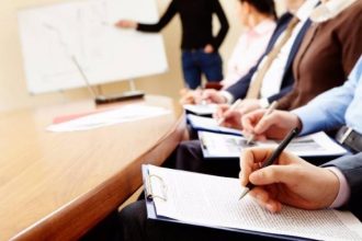 Στήριξη Νέων Ανέργων από το ΙΝΕ ΓΣΕΕ: Κατάρτιση και Εκπαιδευτικό Επίδομα έως 3.500 ευρώ