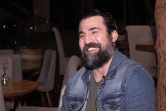 Κίμων Κουρής: «Θα θέλαμε με την Ιωάννα Τριανταφυλλίδου να κάνουμε το επόμενο βήμα στη σχέση μας»