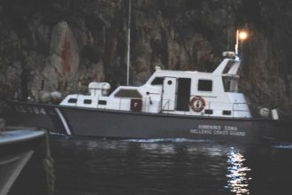 Στο νοσοκομείο δύτης με συμπτώματα παράλυσης στα κάτω άκρα - Επιχείρηση του Λιμενικού μετά από ενημέρωση του Συντονιστικού Κέντρου ΕΚΑΒ Πάτρας