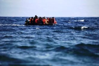 Βρετανία: Αποκλείει εφεξής τους πρόσφυγες από την απόκτηση υπηκοότητας