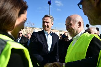 Μητσοτάκης: Η κυβέρνηση συνεχίζει απερίσπαστη την υλοποίηση του έργου της