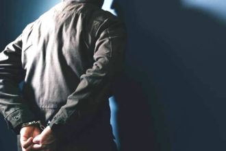 Πάτρα: Του είχε επιβληθεί εγκλεισμός για ληστεία, οπλοκατοχή και εκρηκτικά, αλλά κυκλοφορούσε ελεύθερος!