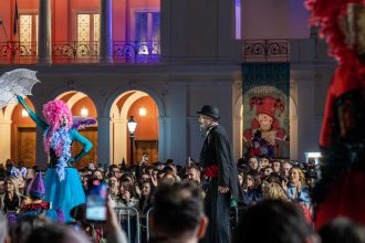 Πατρινό Καρναβάλι: Οδηγίες για την προστασία της δημόσιας υγείας στην κορύφωση των εκδηλώσεων