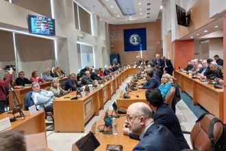 Συνεδριάζει την Τρίτη το Περιφερειακό Συμβούλιο