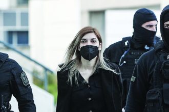 Συνεχίστηκε η απολογία Πισπιρίγκου: Το ψέμα, ο Γιαννάκης, η «διπρόσωπη» κουμπάρα και «η Δώρα με τον δικό της ανακριτή»