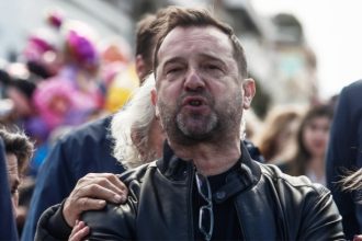 Νίκος Πλακιάς: Δεν στηρίζουμε, ούτε θα ρίξουμε καμία κυβέρνηση, να διαδηλώσετε ειρηνικά