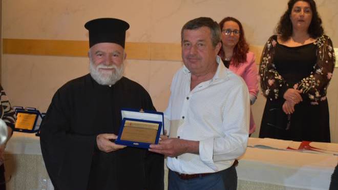 Χαλανδρίτσα: Χοροεσπερίδα, κοπή πρωτοχρονιάτικης πίτας και βράβευση Εθελοντών Αιμοδοτών