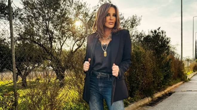 Ναταλία Γερμανού: Το αιχμηρό της σχόλιο προς τους πολιτικούς - «Η χώρα μπάζει»