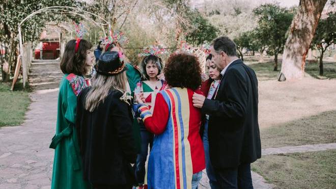 Πλήθος μικρών και μεγάλων πλημμύρισε την Καρναβαλούπολη «Εικαστικές Τέχνες και Καρναβάλι»