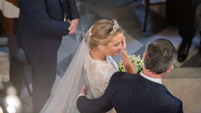 Νικόλαος Ντε Γκρες – Χρυσή Βαρδινογιάννη: Οι επίσημες φωτογραφίες από τον γάμο