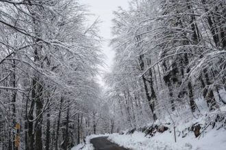 Χιόνια και ακραία χαμηλές θερμοκρασίες μέχρι τη Δευτέρα - Πορτοκαλί προειδοποίηση για το κύμα ψύχους