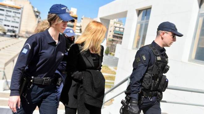 Ρούλα Πισπιρίγκου: «Ανάθεμα την ώρα που τον παντρεύτηκα» - Αναβίωσαν οι τελευταίες στιγμές της Ίριδας