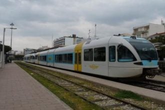 Διαμαρτυρία του συλλόγου Αλισσαίων "Ο Πείρος" για την κατάργηση εκδοτηρίων εισιτηρίων