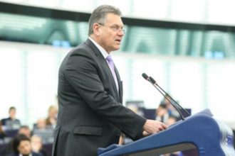 Στις ΗΠΑ για συνομιλίες για τους δασμούς ο Ευρωπαίος επίτροπος Εμπορίου