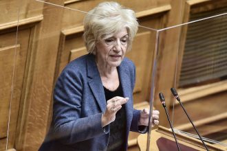Αναγνωστοπούλου: «Χωρίς τα προβλεπόμενα πρωτόκολλα ασφαλείας η μεταφορά 350 τόνων εκρηκτικών υλών από το λιμάνι του Λαυρίου»