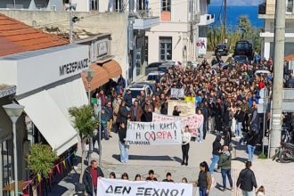 Συγκέντρωση και στην Κάτω Αχαΐα για τα Τέμπη - ΦΩΤΟ
