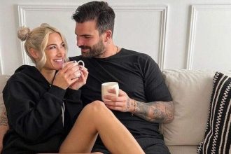 Δημήτρης Αλεξάνδρου για τις φήμες χωρισμού από την Ιωάννα Τούνη: «Το θέμα είναι να είναι καλά το παιδί μου»