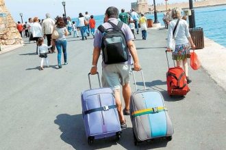 Ποιες περιοχές στην Ελλάδα εμπιστεύονται οι τουρίστες το 2025 - Ποια νησιά του Ιονίου προτιμούν