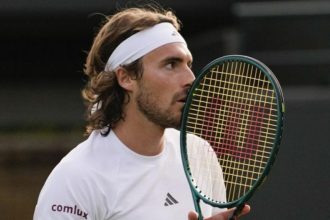 Στέφανος Τσιτσιπάς: Σε ποια ηλικία έδωσε το πρώτο του φιλί!