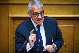 Σφοδρή αντιπαράθεση Βορίδη με την Κ.Ο. ΣΥΡΙΖΑ για το θάνατο του Βασίλη Καλογήρου