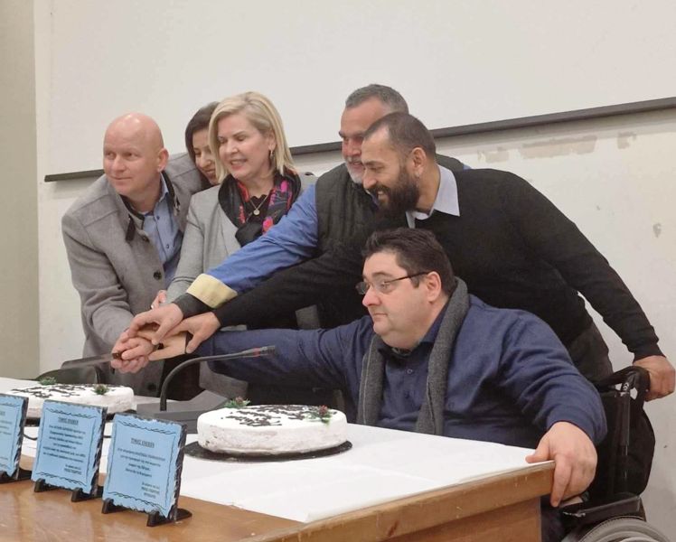 Η Περιφερειακή Ομοσπονδία Ατόμων με Αναπηρία Δυτικής Ελλάδας & Νοτίων Ιονίων Νήσων βραβεύτηκε από τον Σύλλογο Κωφών-Βαρήκοων Ν/Δ Ελλάδος