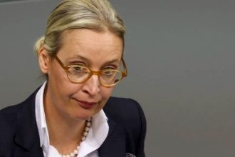 Γερμανία-βουλευτικές εκλογές: Η ακροδεξιά χαιρετίζει το "ιστορικό της αποτέλεσμα" και θέλει να κυβερνήσει