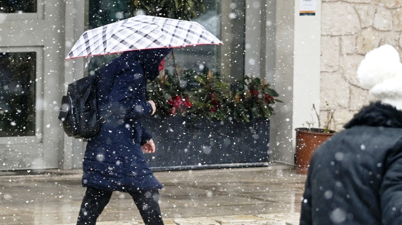 Καιρός: Εξασθενούν οι βροχές, έρχεται "ψυχρή εισβολή" - Οι περιοχές που θα επηρεαστούν