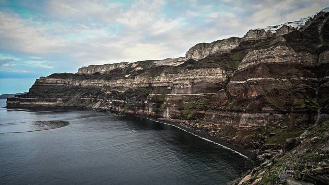 Σαντορίνη: Πάνω από 17.500 σεισμοί από τις 26 Ιανουαρίου - Πτώση του αριθμού και του μεγέθους των δονήσεων