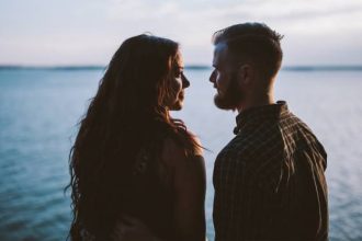 Είσαι πραγματικά συναισθηματικά διαθέσιμη και ανοιχτή στον έρωτα;