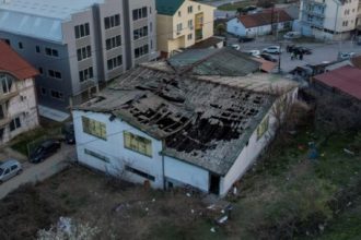 Βόρεια Μακεδονία: Παραιτήθηκε ο δήμαρχος του Κότσανι για την πολύνεκρη τραγωδία στο κλαμπ
