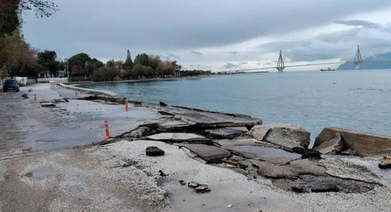 Δυτ. Ελλάδα: Μέτρα αντιμετώπισης κατολισθήσεων, πυρκαγιών, διάβρωσης ακτών, ακόμη και τσουνάμι