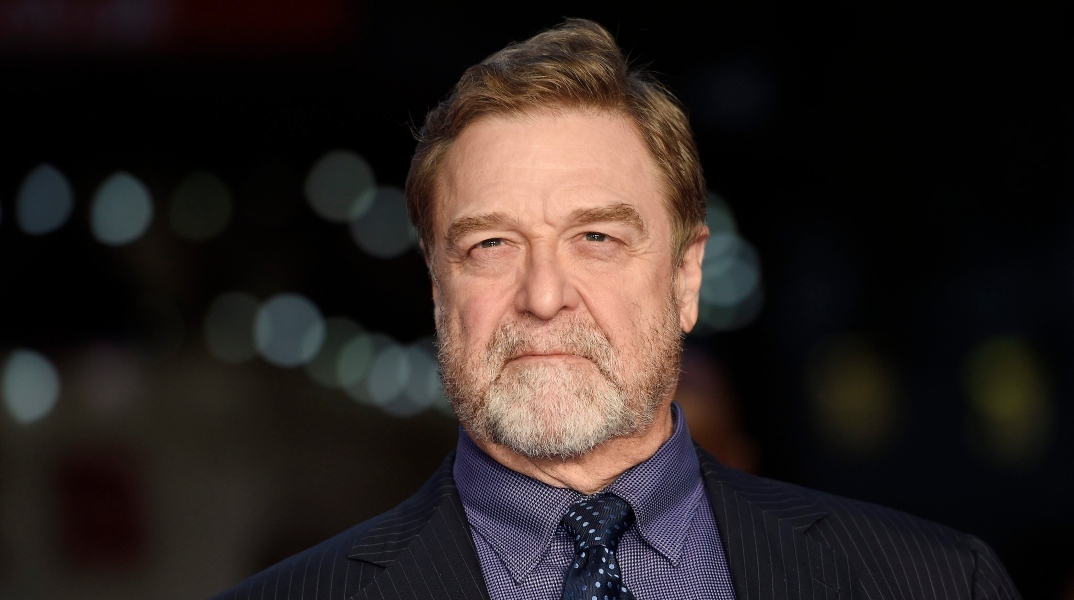 Τζον Γκούντμαν: Ο αστέρας του Χόλιγουντ τραυματίστηκε στα γυρίσματα της νέας του ταινίας