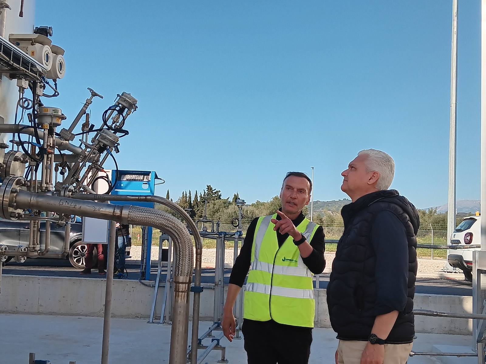 Ο Αντιπεριφερειάρχης Φ. Ζαΐμης στην εγκατάσταση των δεξαμενών υγροποιημένου φυσικού αερίου στην ΒΙΠΕ