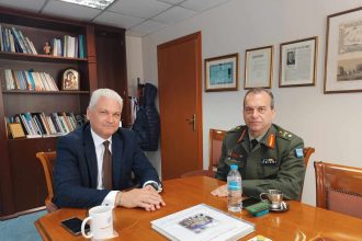 Εθιμοτυπική επίσκεψη του Διοικητή του ΚΕΤχ στον Αντιπεριφερειάρχη Αχαΐας Φ. Ζαΐμη