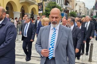 Η γραβάτα του Μπονάνου με την Ελληνική Σημαία!