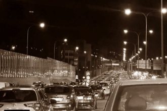 Πάτρα: Κυκλοφοριακή επιβάρυνση στην παλαιά εθνική Πατρών - Πύργου, λόγω του αποκλεισμού στη Νέα, εξαιτίας εργασιών