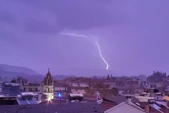 Καιρός: Μήνυμα του 112 στις Κυκλάδες