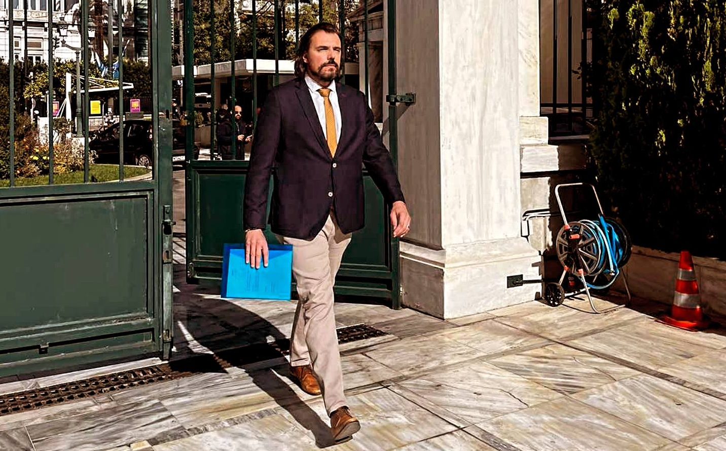 Στο ΠΑΣΟΚ τις επόμενες ημέρες ο Πέτρος Παππάς – Παραμένει ανεξάρτητος ο Αποστολάκης
