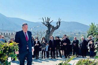 Η δημοτική παράταξη «Πάτρα Ενωμένη» στις εκδηλώσεις για τη μάχη του Σαραβαλίου - ΦΩΤΟ