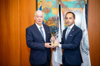 Ο Πρόεδρος της Δημοκρατίας στο Δημαρχείο Αρχαίας Ολυμπίας