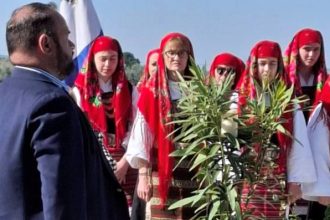 Στις εκδηλώσεις για την μάχη στο Σαραβάλι ο Βασίλης Αϊβαλής