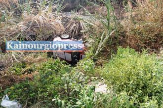 Δυτ. Ελλάδα: Όχημα έπεσε σε ρέμα - Τραυματίας ο οδηγός (ΦΩΤΟ)