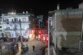 Πάτρα: Κινητοποίηση Πυροσβεστικής και Αστυνομίας σε πολυκατοικία μετά από ειδοποίηση για καπνούς (ΦΩΤΟ)