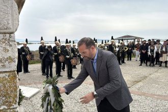 Ο Περιφερειάρχης στην αναπαράσταση της μάχης της Κλείσοβας